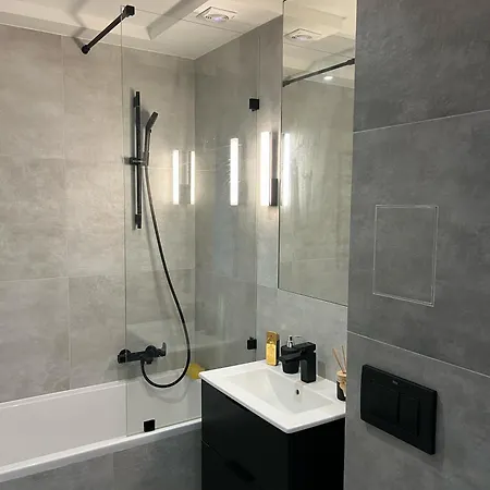 Nowoczesna Kawalerka Przy Rynku Apartment *